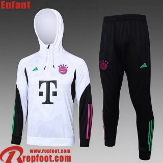 Bayern Munich KIT: Sweatshirt Foot Enfant 23 24 C133