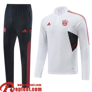 Survetement de Foot Bayern Munich Blanc Homme 22 23 TG539