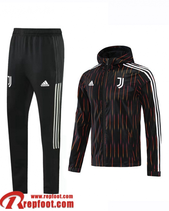 Coupe Vent - Sweat a Capuche Juventus le noir Homme 21 22 WK65  Coupe Vent - Sweat a Capuche Juventus le noir Homme 21 22 WK65